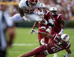 The steelers have their guy. Alabama S Najee Harris Leaps South Carolina Does Damage As A Receiver