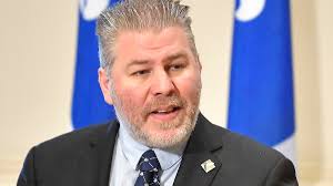 Financement politique: la CAQ monnaie la présence des ministres, accuse le  PQ