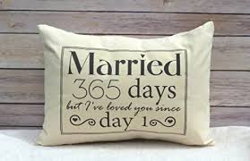 Celebrate the landmark occasion with exclusive and special 1st anniversary gifts from ferns n petals. Impress Your Partner With These 1st Anniversary Gift Ideas Styles At Life