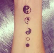 Yin And Yang Tattoo Would Be Cool Going Up M Spine Yin Yang Tattoos Cool Tattoos Sharpie Tattoos
