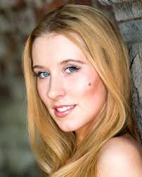 Анна Лакоми