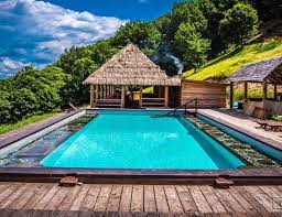 Constructia masiva a casei se sprijina pe talpi groase de tars sau. Am GÄsit 15 Locuri NeÈtiute Din Romania De Care Habar Nu Aveai Si Pe Care Trebuie SÄ Le Vezi MÄcar O DatÄ In ViaÅ£Ä