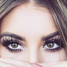 Castor oil, bimatoprost, and removing eye makeup can help grow your lashes. Basic Easy Tips To Get Long Eyelashes Naturally At Home