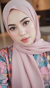 Woman seeking husband, receiving comments