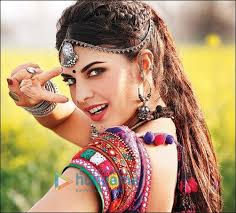 Jacqueline As Village Belle In Ramaiya Vastavaiya Bollywood News Bollywood Hungama Watch this classic song ramaiya vastavaiya from shree 420 (1955), a superhit movie starring raj kapoor, nargis, lalita pawar. jacqueline as village belle in ramaiya