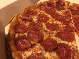 Meat vegetables seasonings spice cheese and mozzarella. Thin Crust Pepperoni Pizza Picture Of Pizza Hut Mckinney Tripadvisor