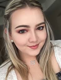 Iris Roman's Instagram, Twitter & Facebook