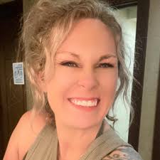 Melissa Nicole updated her profile picture.