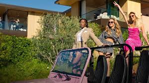 Watch Selling Sunset