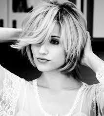 Phoebe Hess's Instagram, Twitter & Facebook