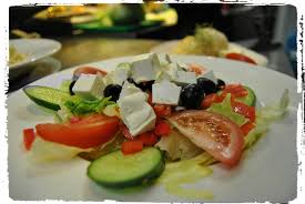 Greek Salad Ptasie Radio Poznan Poland Cafe And Restaurant Food Good Food Greek Salad