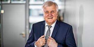 Hallo meine lieben ich möchte möglichst schnell möglichst lange haare bekommen. Seehofer Will Sich 2021 Aus Der Politik Zuruckziehen