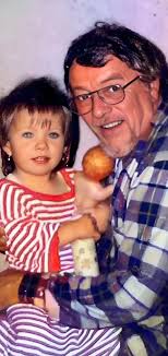 Grandmom watching her cute grandy give me a flying kiss ...😍 at Fes,  Morocco...!!