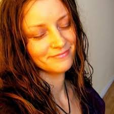 Listen to Medicine Buddha Mantra by Oksana Priyā Uma Ishwari in budhha  playlist online for free