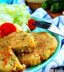 Siete alla ricerca di idee per una cena veloce? Stasera La Cena Sara Servita In Un Battibaleno E Sono Sicura Che Piacera A Tutti Cosa Ho In Mente Di Preparare Semplicemente Burger Di Patate E Zucc