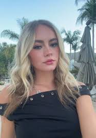 a moment for the set @Edikted #edikted #ediktedad #fashiontiktok #ootn  #outfitinspo USE CODE: ALEXIAW10 for 10% off your next order !!