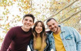 Our cryptocurrency trading video course is divided into eight key chapters. Cryptocurrency Trading Course 2020 Achieve Wins Daily Bright Side Foundation