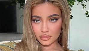 Kylie kristen jenner is an american media personality, socialite, model, and businesswoman. Kylie Jenner Says Cameo In Cardi B S Wap Video Is The Best Thing Of Her Career