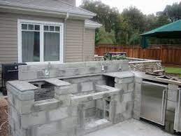Or how about a table, like this genius diy potting station? Most Current Cost Free Outdoor Fireplace Cinder Blocks Thoughts Kuchenplanung Hinterhof Kuche Kuche Im Freien
