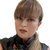 Ann Rush's Instagram, Twitter & Facebook