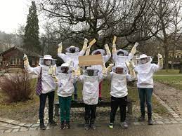 Hier finden sie neben allen kontaktdaten auch öffnungszeiten und teils auch bewertungen. Spenden