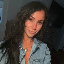 I have officially touched down in Baltimore, Maryland! There are no words  to describe how I am feeling right now. All I can say is that it is an  absolute honor and