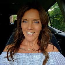 Nancy Duffield's Instagram, Twitter & Facebook