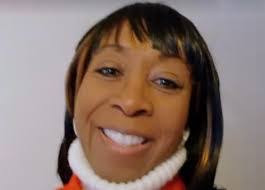 Deborah Armfield's Instagram, Twitter & Facebook