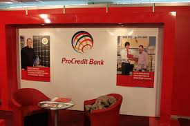 În acest context, vă rugăm să fiţi prudenți şi să respectaţi regulile de securitate, iar în cazul în care întâlniţi astfel de cazuri, contactaţi banca la nr. Biro Proekt Designing And Marketing