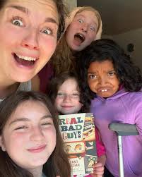 Bethany Barnard (@bethanybarnard) • Instagram photos and videos