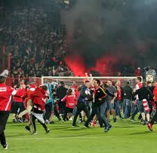 An stuttgart hat union angenehme erinnerungen. Relegation 1 Fc Union Berlin Steigt Auf Vfb Stuttgart Zweitklassig Welt