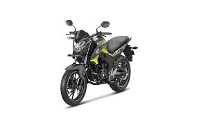 The fierce machine keeps you ahead of others. Honda Cb Hornet 160r 2016 Std Price Mileage Reviews Specification Gallery Overdrive