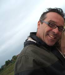 Break-up torment of devastated Mark Dale who walked into Essex sea in  tragic suicide bid