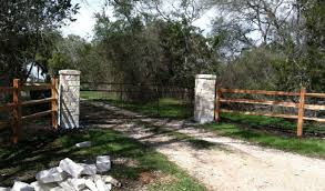 Homeadvisor's split rail fence cost guide provides installation prices for post and rail, including 3 rail split rail fencing per acre. Cedar Split Rail Fence Pictures Cedar Fencing Austin Tx Sierra Fence Inc