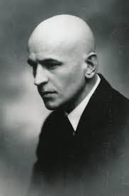 PÄEVAPILTNIKUD JA KIRJATSURAD VANAS VÕRUS