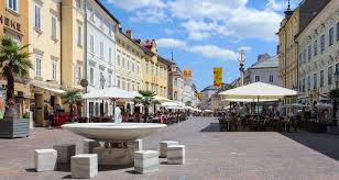 Passengers landing at klagenfurt alpe adria can rent buses of various sizes through airport bus austria: Klagenfurt Holiday Guide In Short Photos Map Things To Do