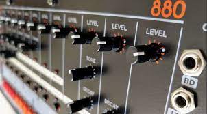 System80 Opens Preorders On Their Tr 808 Inspired 880 Eurorack Drum Machine Gearnews Com