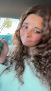 Leah Bear's Instagram, Twitter & Facebook