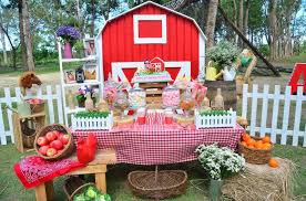A farm preschool theme includes old macdonald, and your preschoolers will want to learn all about it! Kara S Party Ideas Chic Barnyard Birthday Party