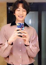 Lee is a south korean model, entertainer, and actor. Lee Kwang Soo Height Weight Age Girlfriend Family Facts Biography