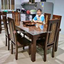 Kursi untuk makan malam yang panjang dudukan sakarias yang empuk membuat kursi ini nyaman untuk diduduki dalam waktu lama. Jual Set Meja Makan Minimalis Jati Koin 6 Kursi Terbaru