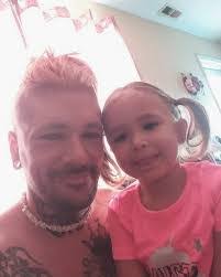 Daniel Stallings's Instagram, Twitter & Facebook