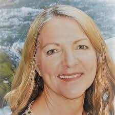 Heather Mccully's Instagram, Twitter & Facebook