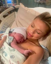 Leighton Ray Berhow👼🏼 Born 6-21-21 at 4:16PM weighing 8 lbs. 8 oz. & 20  inches long! She has so much dark hair & the sweetest personality. We are  completely in love!💗💗 #babyleightonray