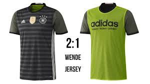 Wir haben offizielle deutschland trikots, dfb auswärtstrikot 2021 und shirts für alle fans. Adidas Dfb 2 In 1 Trikot Bolzen Kicken Pohlen Sportartikel Und Fussballschuhe News