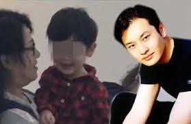 Angelababy is a model, actress, and singer. Hong Kong Media Did Not Censor Angelababy S Son S Face Again Jaynestars Com