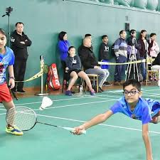 It derives from the battledore and shuttlecock game which was played in ancient. Usabadminton Instagram Posts Gramho Com