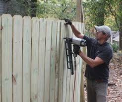 Build a privacy fence or a decorative accent with diy fence plans that take the guesswork out of building construction and design. Diy Privacy Fence Extreme How To