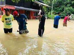 Keadaan banjir di pulau pinang.bukit mertajam empat pusat pemindahan sementara pps dibuka bagi menempatkan 89 mangsa banjir susulan banjir kilat di beberapa kawasan di negeri ini selepas hujan lebat lebih lima jam semalam. Keadaan Banjir Di Pulau Pinang Siakap Keli Press Facebook