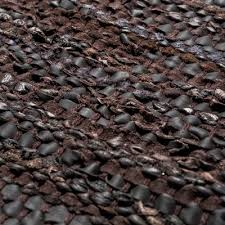 Hochwertige materialien sorgen dafür, dass diese teppiche ihren ansprüchen an das erstklassige design gerecht werden. Leder Teppich Schokolade Rug Solid